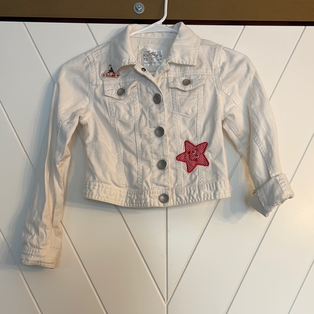 🤍 Justice Girls White Denim Jacket with Patches – Size 6/7